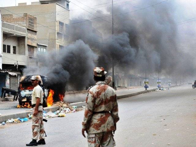 Petrol pumps, schools, business centers shut down as MQM protest aganist raid
