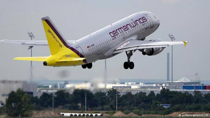 Lufthansa says profits to take off again in 2015