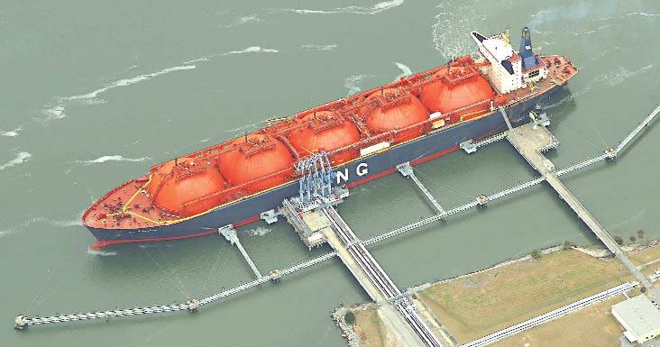 India keen to sell LNG to Pakistan at cheaper rates