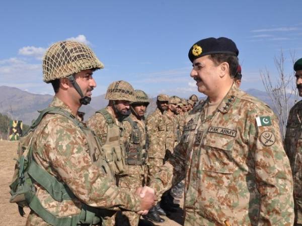 Nation with Pak army in anti-terrorism push: COAS