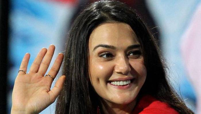 Preity Zinta comes down hard on Anushka Sharma's detractors