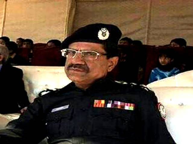 DSP among three policemen gunned down in Karachi