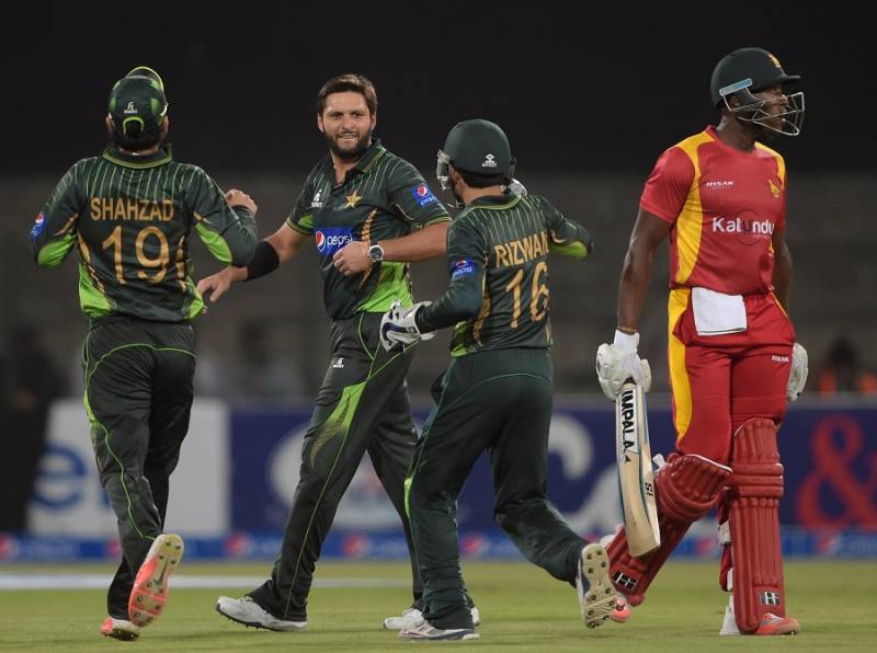 Pakistan whitewash Zimbabwe with crucial win in second T20