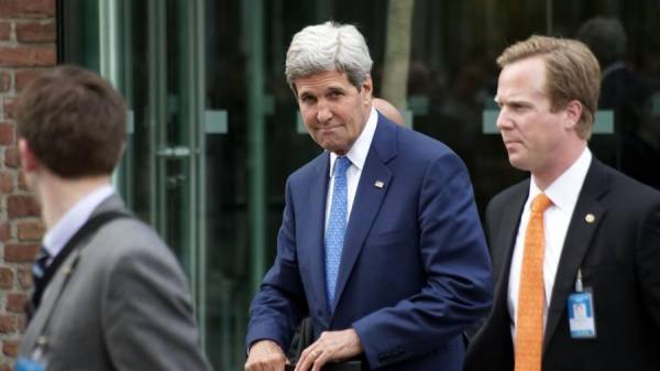 Kerry arrives in Vienna seeking to seal Iran nuclear deal