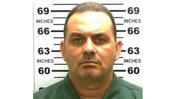 One of two escaped convicts killed by US police