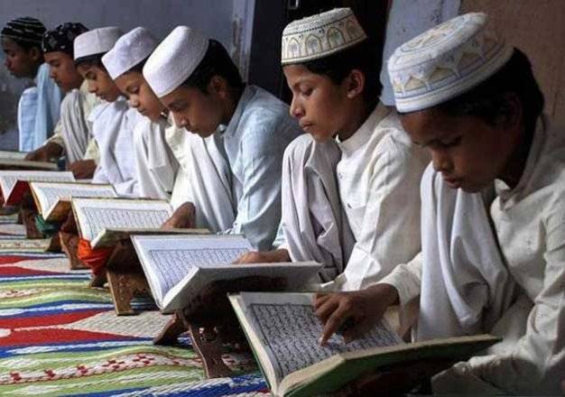 BJP gives 'non-school' status to Maharashtra madrasas