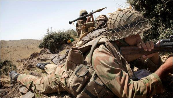 Pak Troops kills 9 militants, suffers four martyrdoms