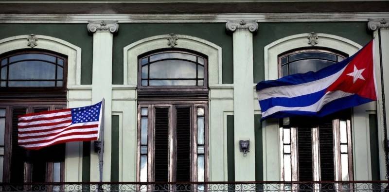 US and Cuba reopen embassies after 54 years