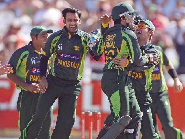 Umar Akmal makes return to Pakistan T20 squad