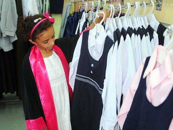 Saudis introduce new school uniform for girls, parents love it