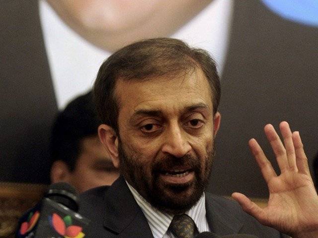 MQM lawmakers reach Parliament to tender resignations