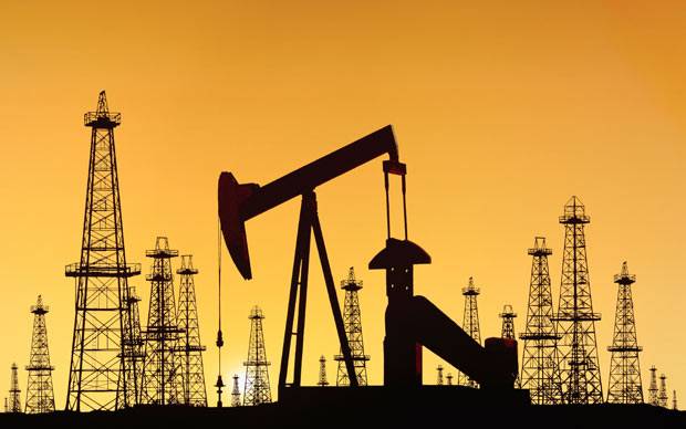 Oil prices head for seventh weekly fall