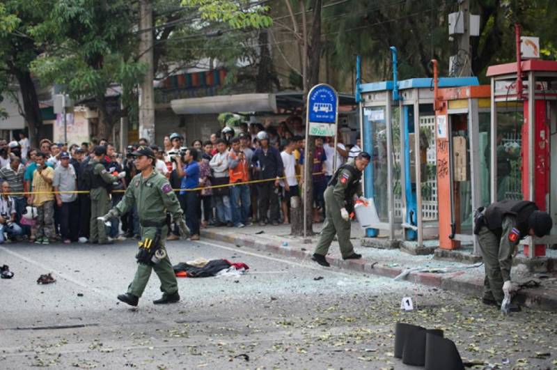 Bomb blast kills 19 in central Bangkok; over 120 injured