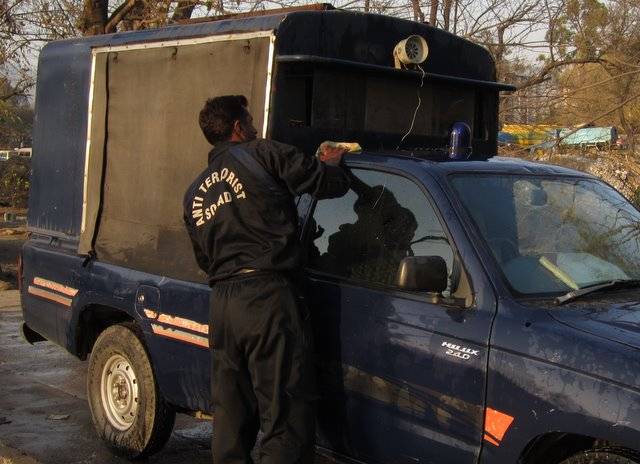 Anti-Terrorist Squad cop robbed in Islamabad