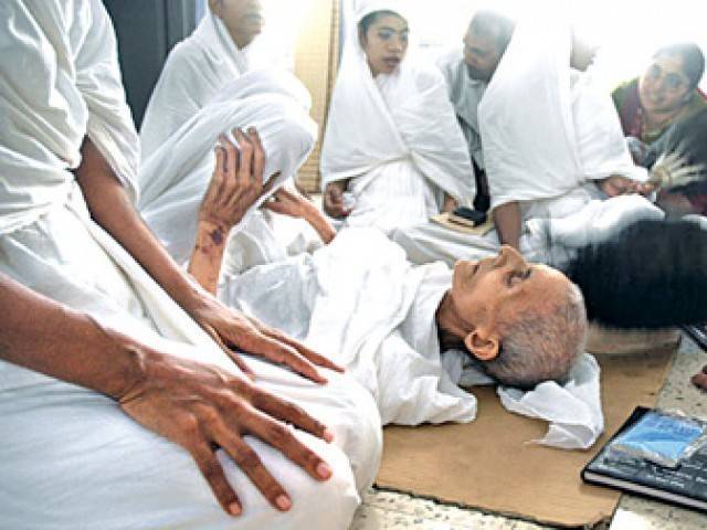 India's top court suspends ban on Jains fasting to death