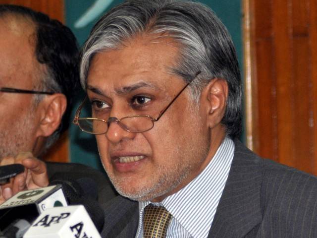 Govt committed to resolve all problems of traders: Dar