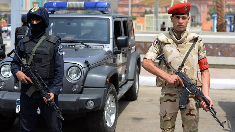 Egypt forces mistakenly kill 12 including Mexican tourists