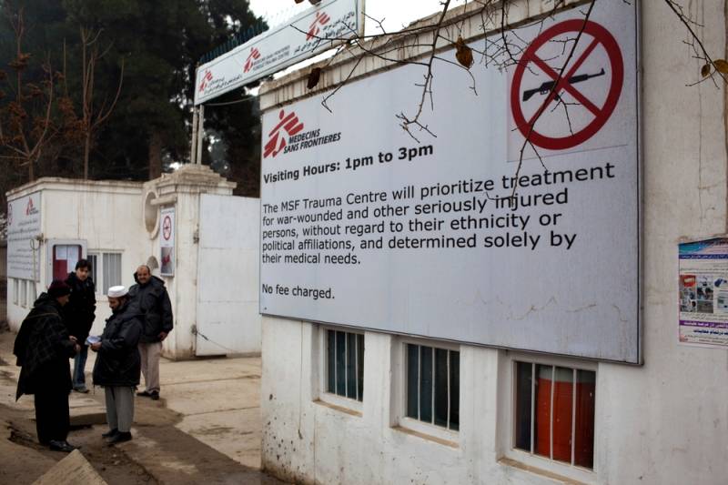 MSF staff leave Kunduz hospital after 22 killed in US strikes