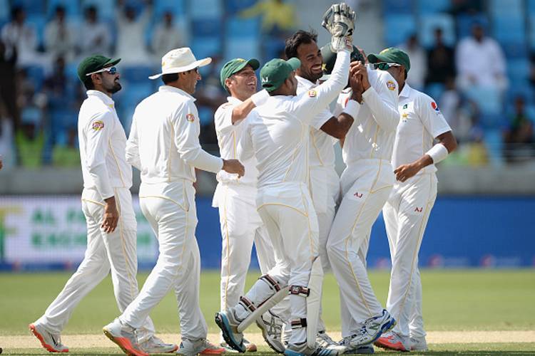 Day 3: Pakistan lead by 358 runs against England in 2nd Test