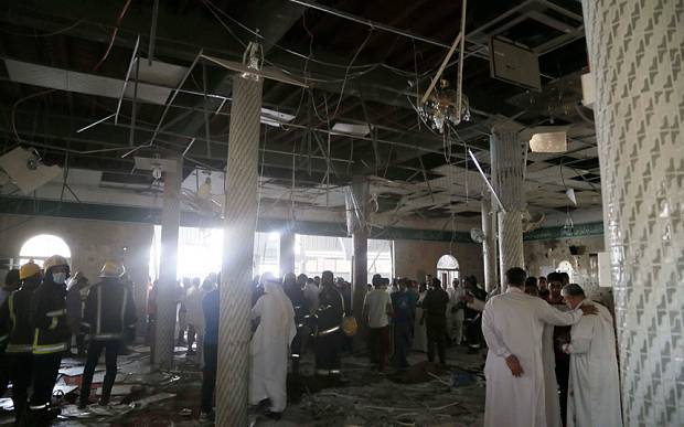 Suicide blast in Saudi mosque kills at least 3, 11 injured