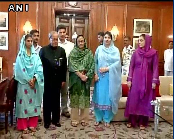Geeta meets Indian president along Bilqees Edhi