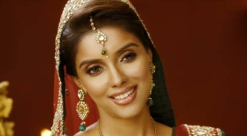 Is Asin really getting married this November?