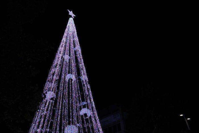 Australian Christmas tree with 518,838 lights sets world record