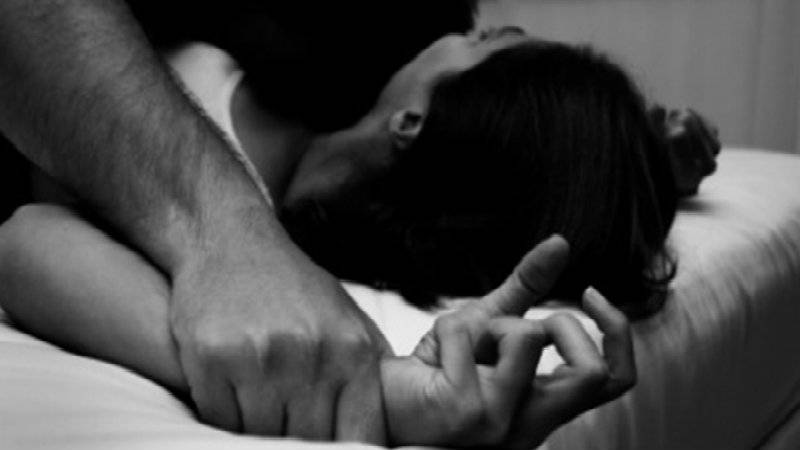 Indian guest house owner 'rapes' woman in her room