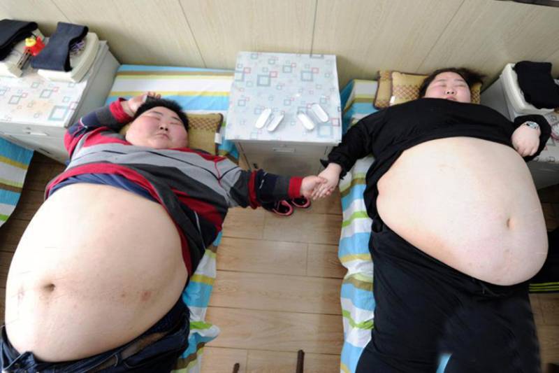 Married Chinese couple so fat, they never had intercourse in life