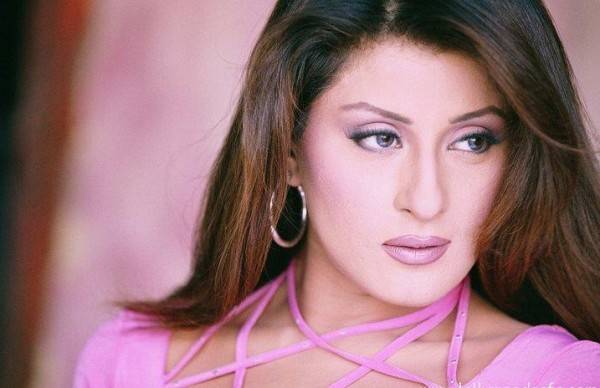 Stage actress Laila to join Iftikhar Chaudhary’s political party