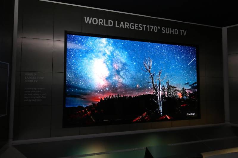 Samsung introduces innovative concept of Future TV Zone
