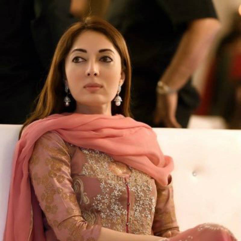 Sharmila Faruqi switch off TV and conserve some electricity, suggests K-Electric on Twitter