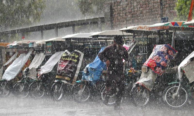 PDMA put on high alert as heavy rain, hailstorm lash Balochistan