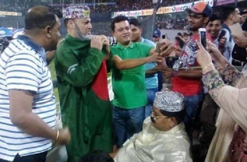 VIDEO: Pakistani fan ‘harassed’ by Bangladeshis during Asia Cup T20 2016