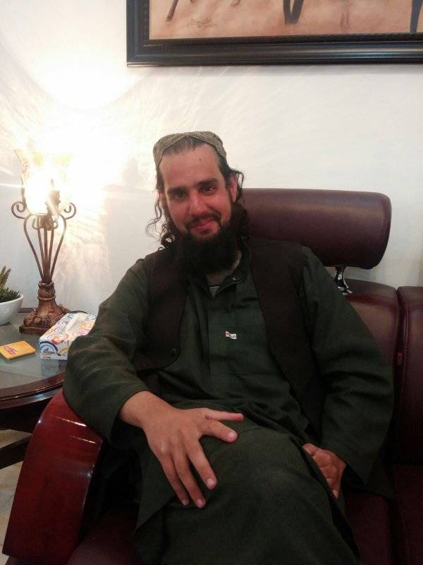 Shocking pictures show Shahbaz Taseer being tortured by kidnappers (Warning: Graphic)