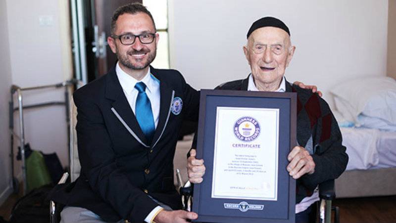 World's oldest man, 112, wins Guinness record