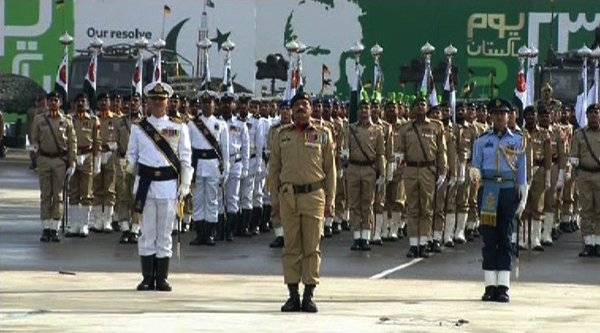 Pakistan Day celebrated with display of military might