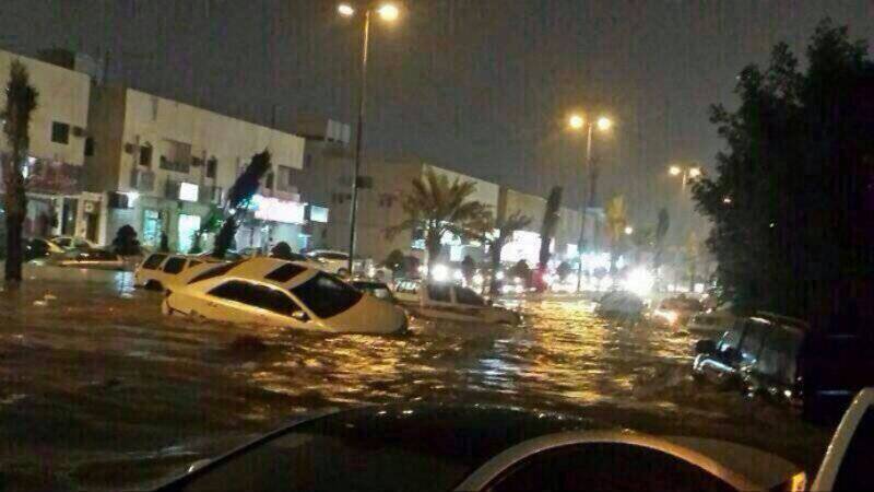 Schools shut, traffic chaos as Riyadh hit by rare flooding
