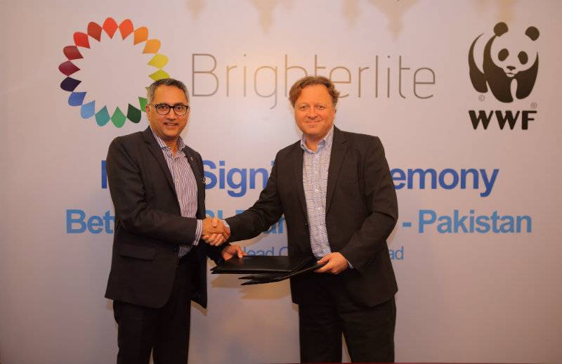 WWF-Pakistan, Brighterlite Pakistan join hands to promote affordable solar technology