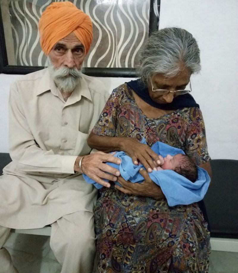 70-year-old Indian woman gives birth