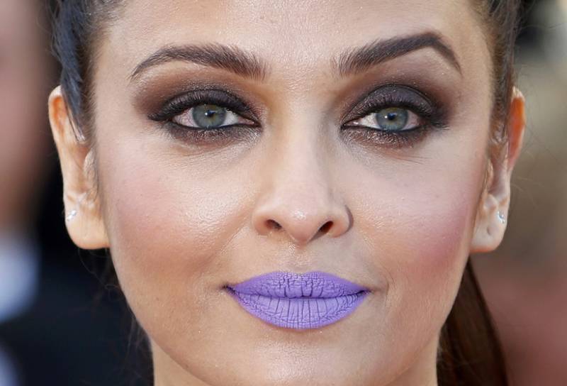 Sonam Kapoor says Ash's purple lips were a way to be 