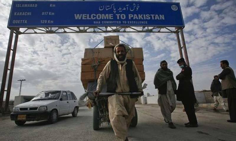 Pakistan to enforce visa regime for Afghans, Afghan Council General in uproar