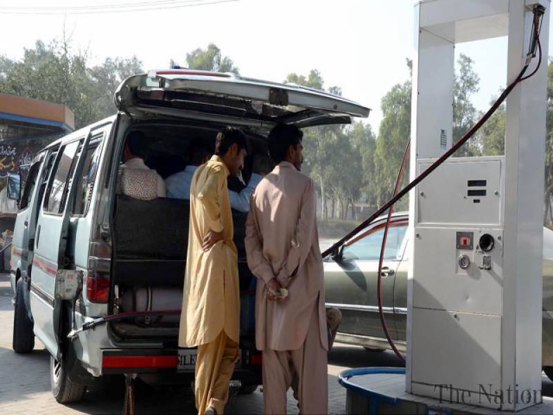 Motorists complain of CNG overcharging on Islamabad-Lahore (M-2) motorway