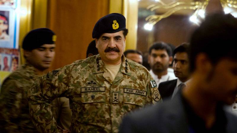 General Raheel, Ch Nisar in Karachi to discuss law and order