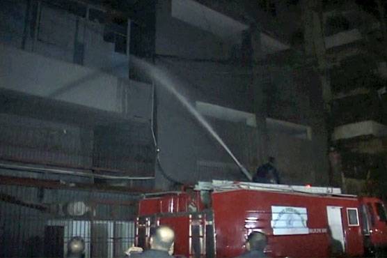 One dead as 11-storey building catches fire in Karachi