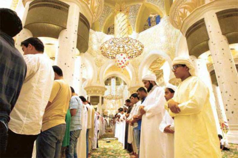 Shawwal moon not sighted in Saudi Arabia, UAE, Qatar, Eid on Wednesday