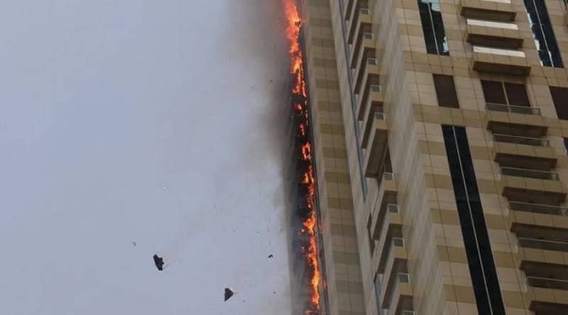 Dubai skyscraper on fire