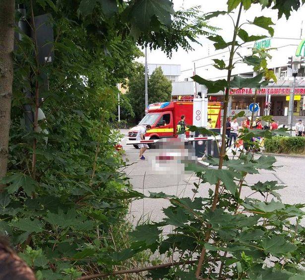 Several killed in shopping centre firing in Munich
