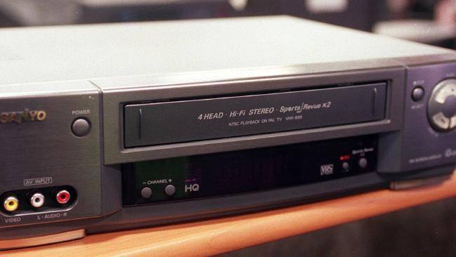 World's last VCR maker shuts down in Japan