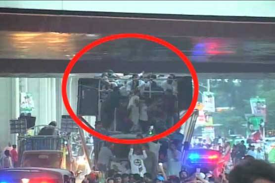 Imran Khan near-misses collision with Over-head Bridge
